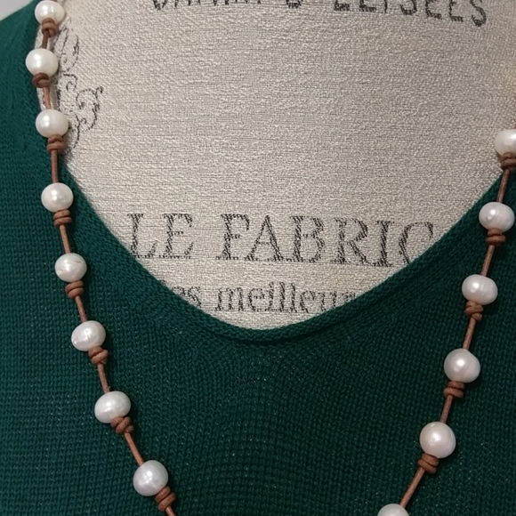 Green Old Navy Sweater - Picture 7 of 7